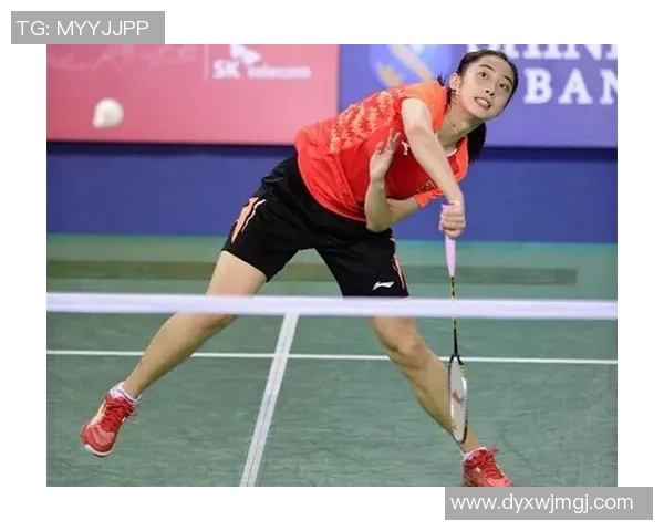 广州羽毛球队与南京羽毛球队赛后复盘分析个人能力的对比与启示